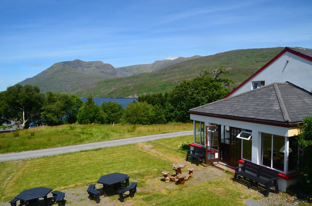 The Connemara Hostel - Sleepzone Линон Экстерьер фото