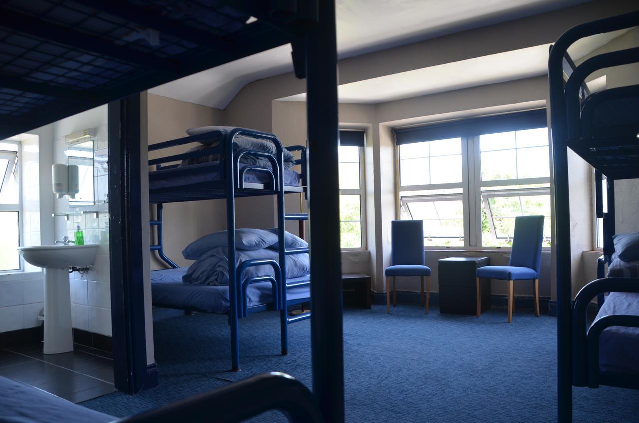 The Connemara Hostel - Sleepzone Линон Экстерьер фото